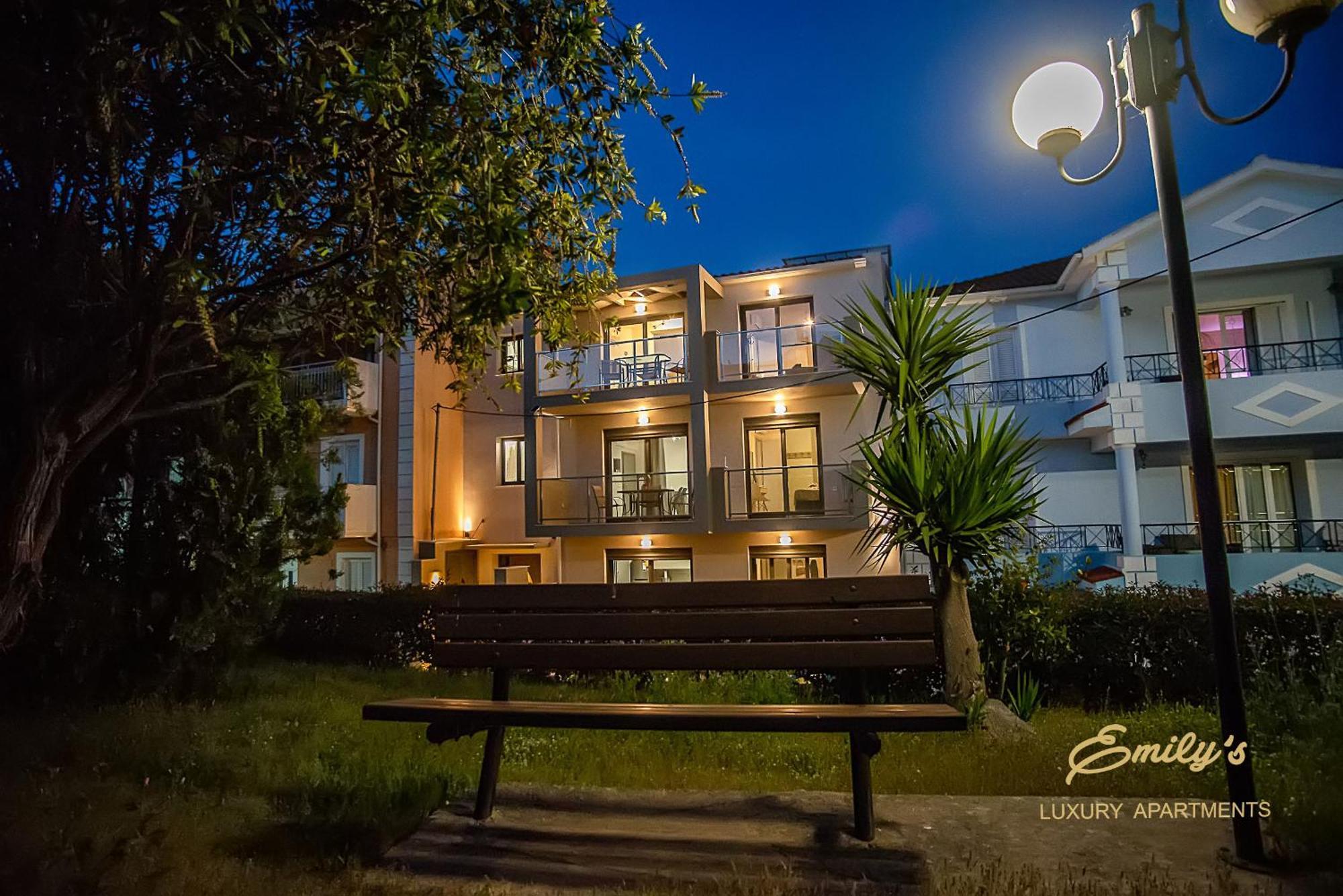 Emily'S Luxury Apartments Argostoli  Exterior photo